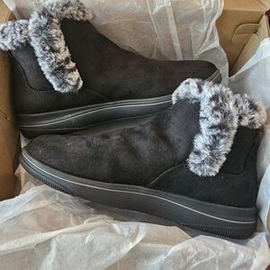 Clarks Black Ankle Boots with Faux Fur Trim